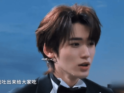 宋亚轩好像要带唐国强上王牌了尊嘟假嘟，怎么都在说宋亚轩和唐国强老师要在王牌合体了