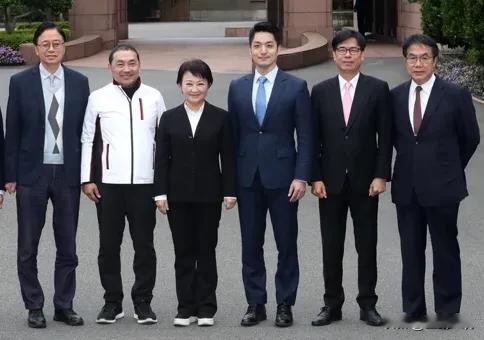最新民调：六都市长欣赏度　卢秀燕45.7%夺冠、黄伟哲10.4%垫底

台湾民意