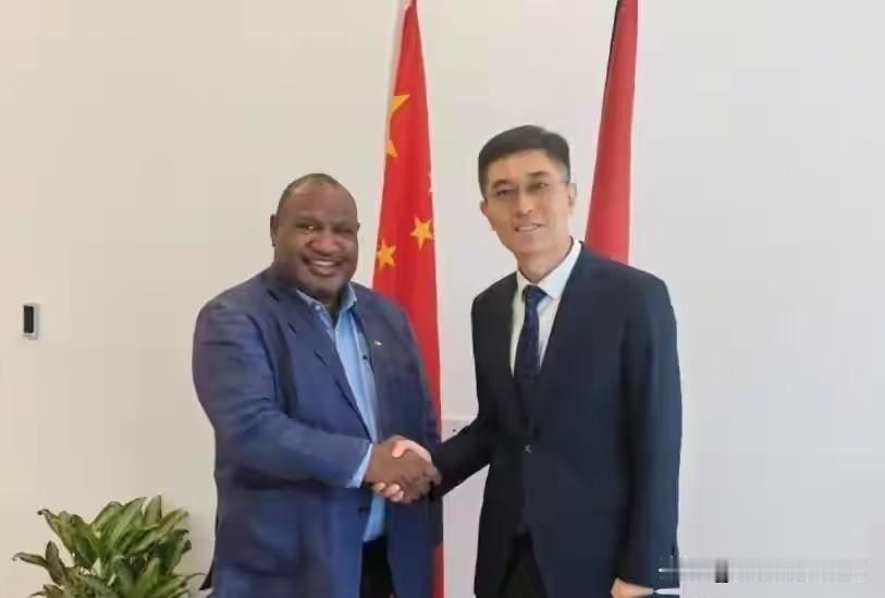 巴新外长在社媒平台向世界宣布：撤掉台方半官方机构招牌，明确台湾属于中国

巴新这