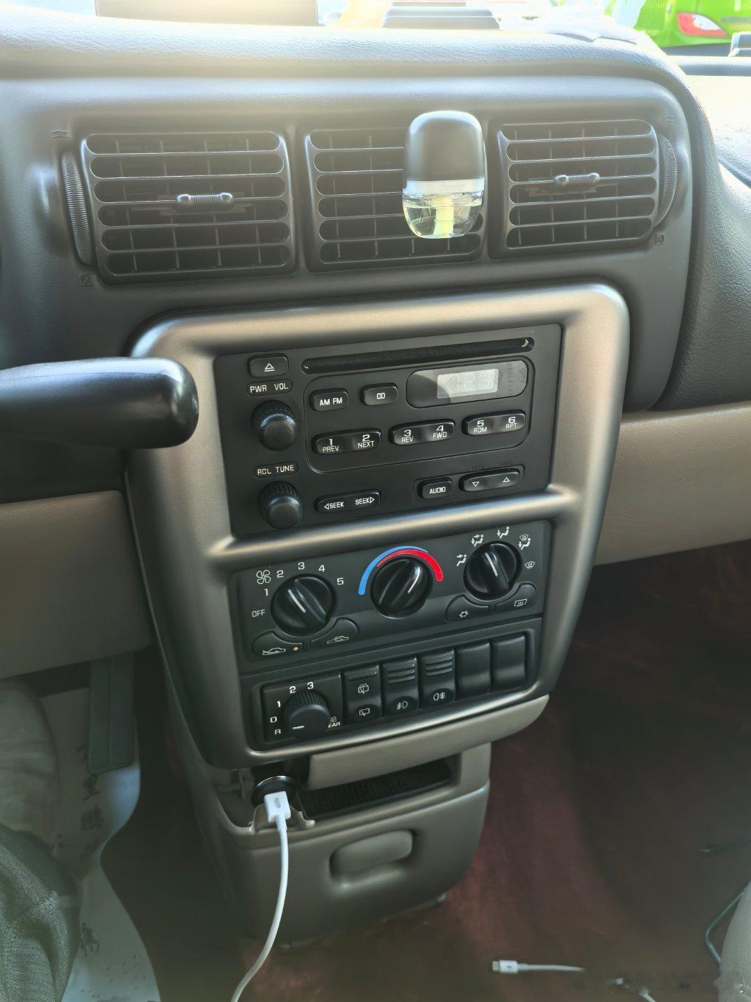 满满的机械感 ​​​