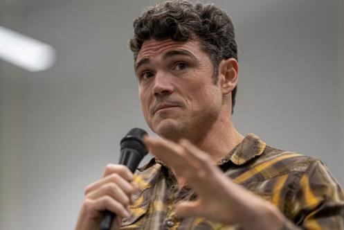 特朗普没有想到，自己人也出来指责他了
3月17日，央视新闻报道称，美国有一位退伍