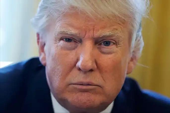 2025年的中东风向，一问特朗普“俄罗斯是不是在帮伊朗”，他竟然说自己没看见，还