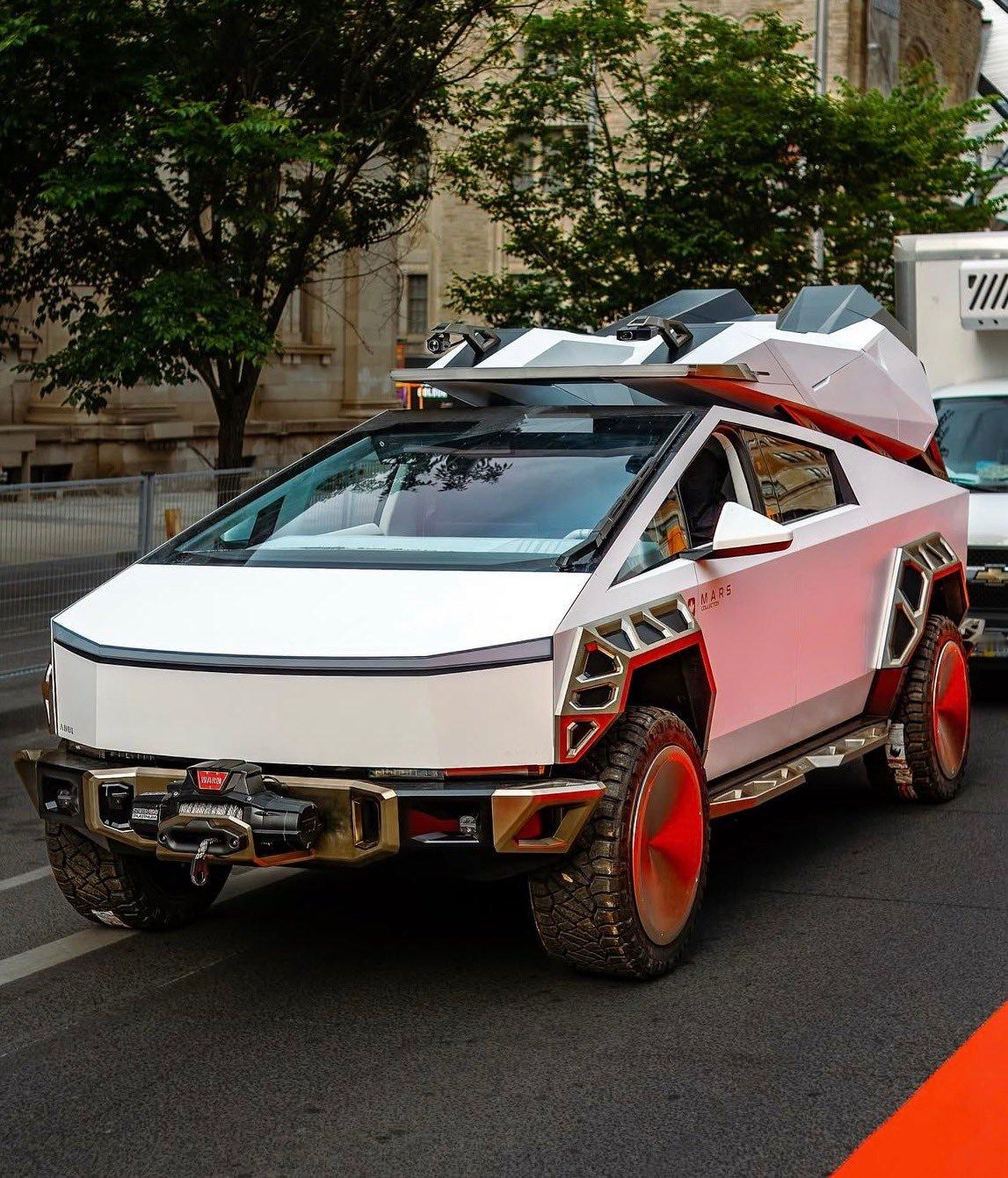 12月27日，特斯拉FSD监督版累计行驶里程突破了70亿英里～ 