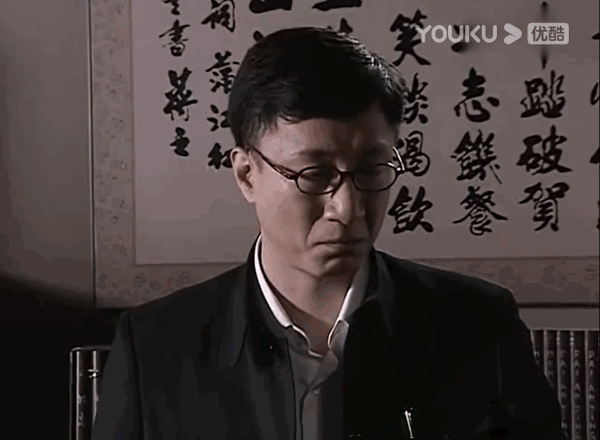 2008年黄光裕入狱时，国美是千亿级的零售巨头，市值稳居行业前列。即使到了202