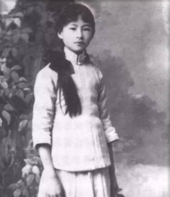 1935年，林徽因19岁的弟弟，来家里借住，林徽因的母亲破口大骂。几十年后，林徽