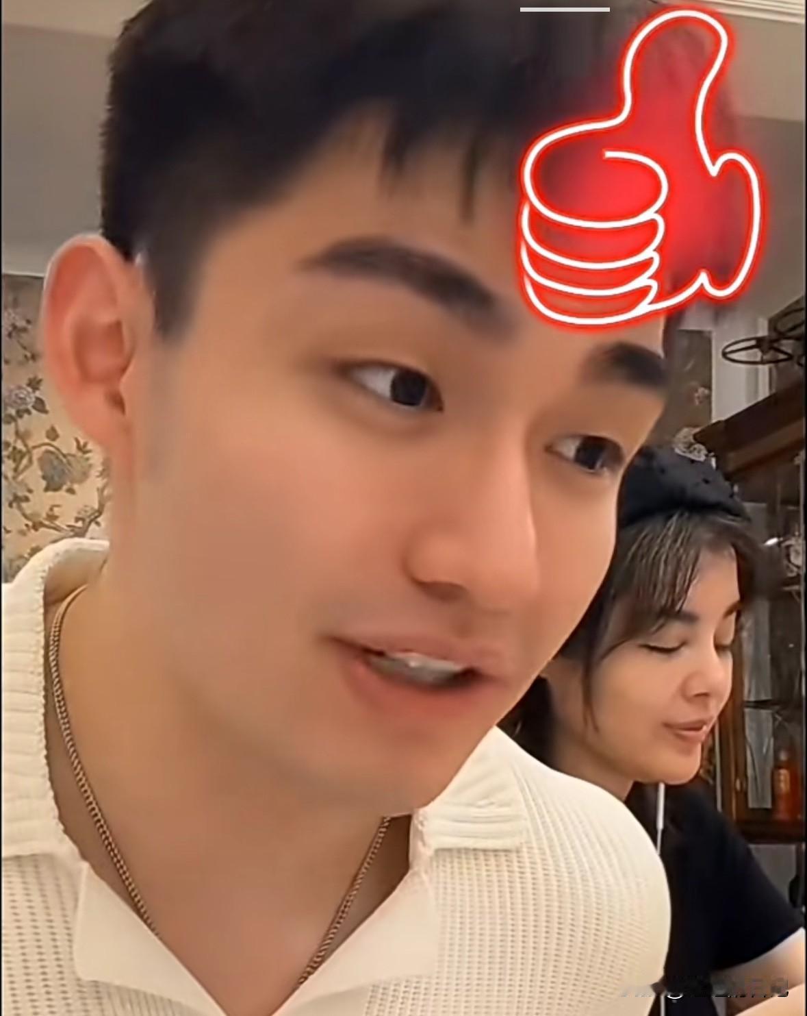 任任说，“我想跟会长生个女儿的原因是，我在这个家太孤单了，会长有大宝，小宝，小宝