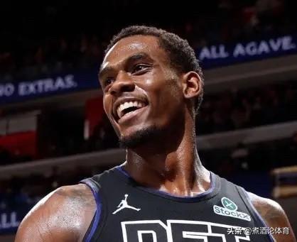 联盟内部普遍认为，杜伦寻求的年薪接近4000万美元，约占NBA工资帽的25%。