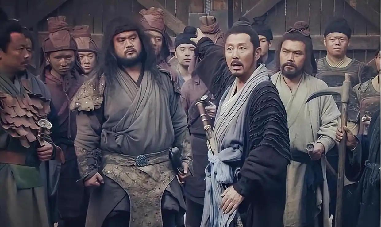 刘邦为何不追究吕后残杀功臣呢?刘邦为啥不追究吕后？因为吕后就是他捏着鼻子选的“背