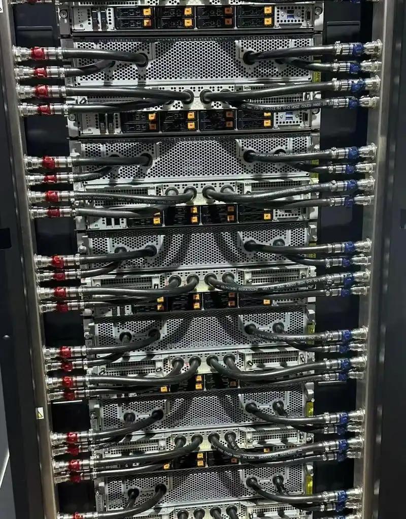 太荒诞了！西雅图亚马逊总部，一份内部会议录音把全球最大云计算公司的底裤掀开了。 