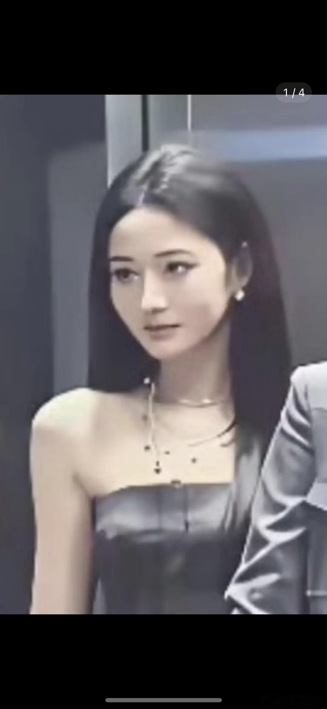 赵晴这个颧骨真的是硬伤吧 