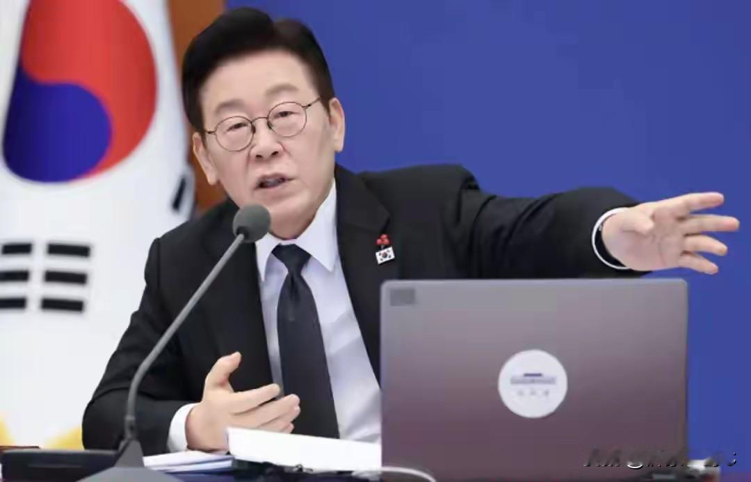 讲的太好了！真的是不应该，怎么韩国也有这么无底线的亲日者？应该严惩不贷！历史伤口