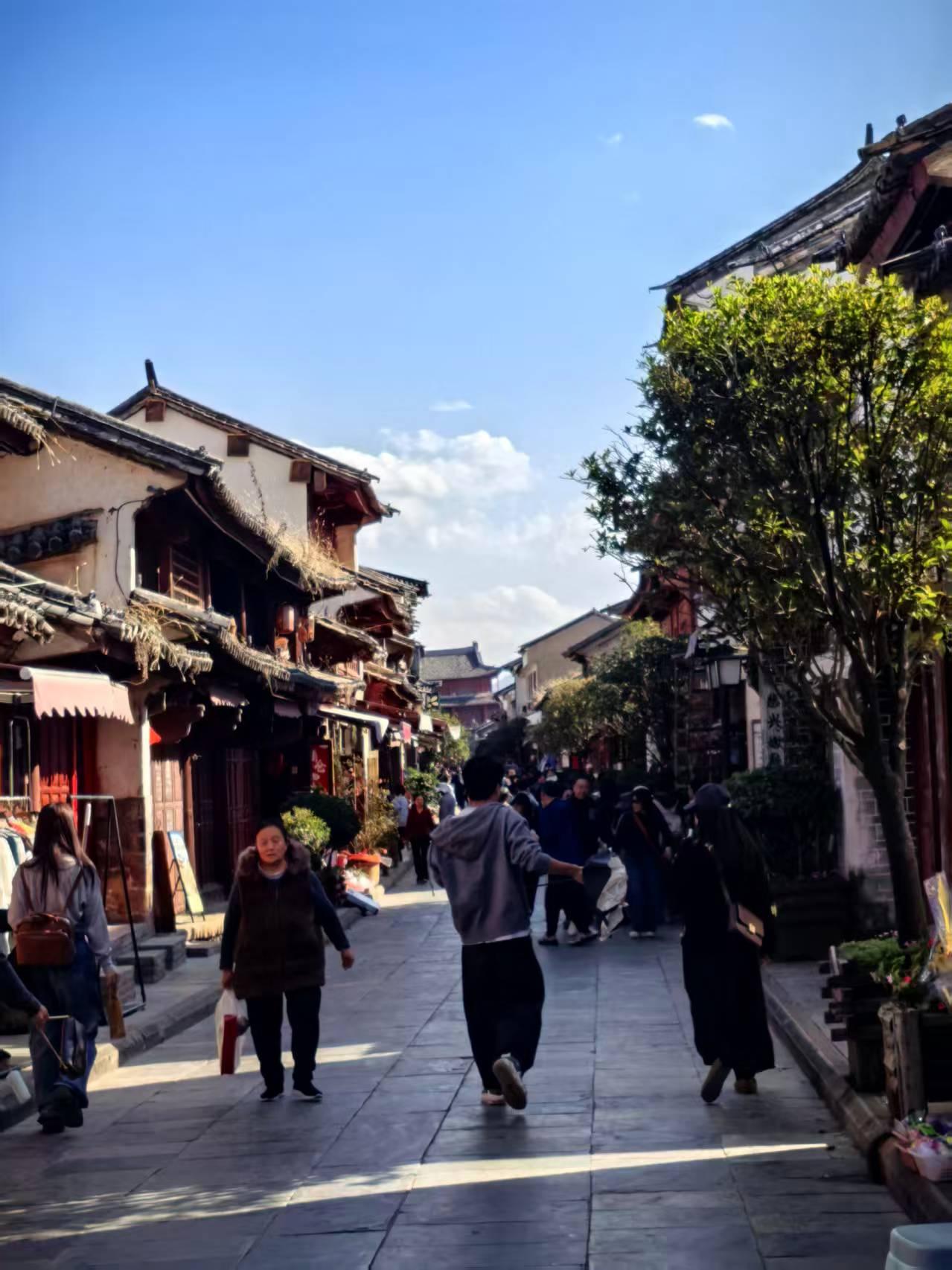 2026-2-20 巍山古城街头