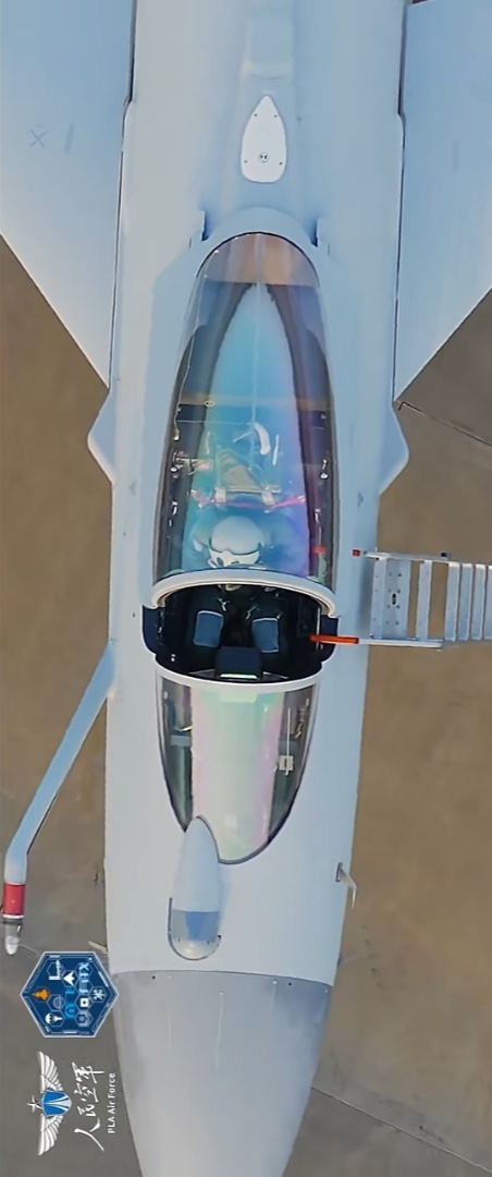 步佳文，2025年“全军备战标兵个人”，荣立二等功一次，三等功两次 ​​​