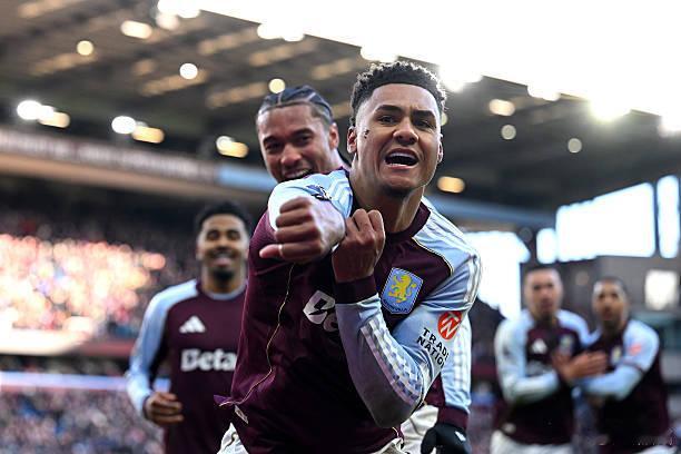 阿斯顿维拉3比1诺丁汉森林 进入12月之后，沃特金斯似乎活过来了。本赛季英超联赛