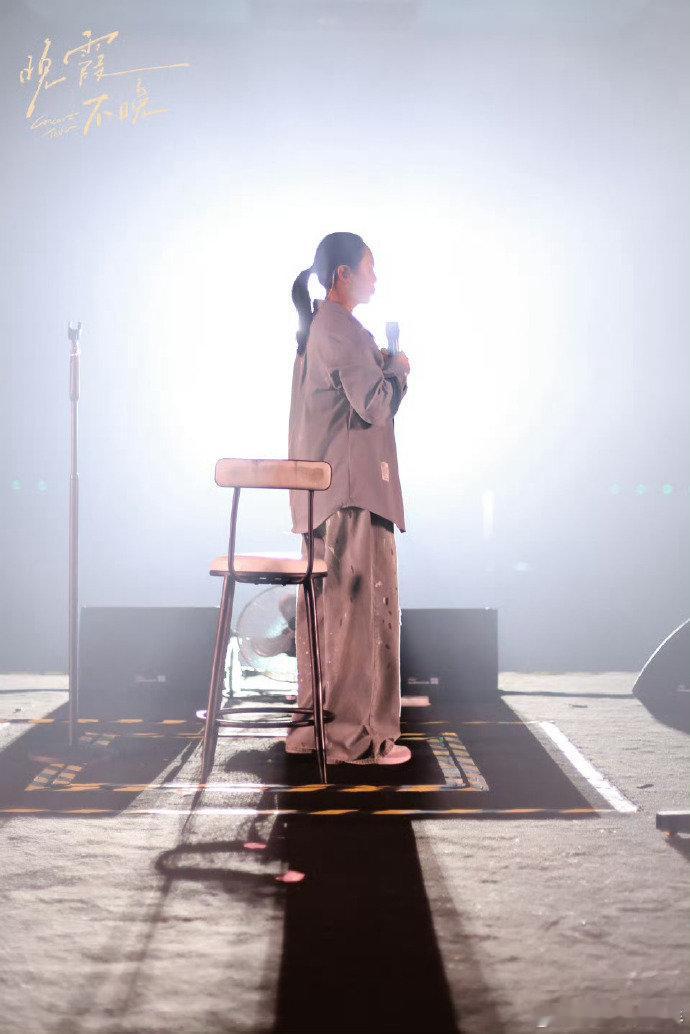 黄绮珊原生家庭的痛伴随一生心疼到睡不着！ 愿黄妈往后的日子，都能被爱和温暖包围湖