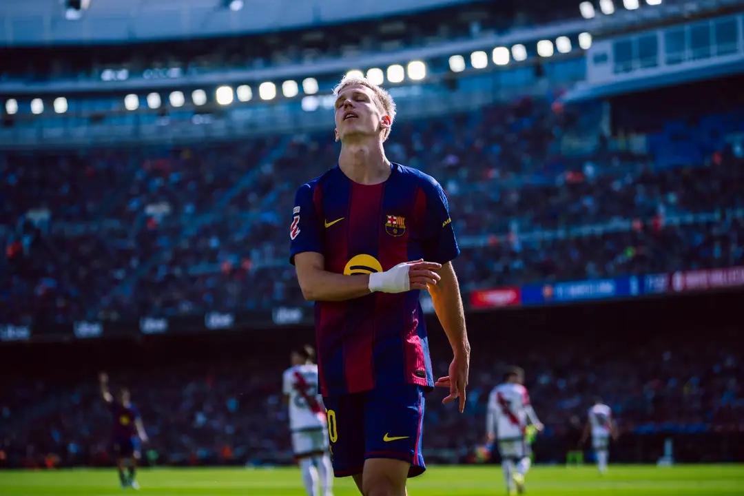 体坛午爆｜巴萨锁定下赛季欧冠资格，山东男篮明晚客战新疆男篮