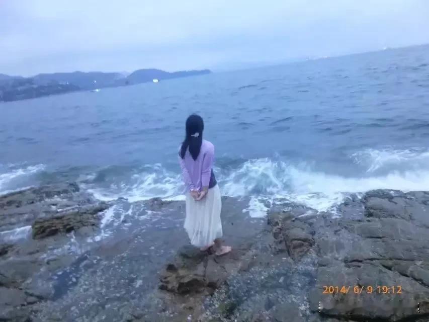 深圳之旅第三站大梅沙海滨公园。那一年去大梅沙海滨公园的时候。正好是初夏，但深圳已