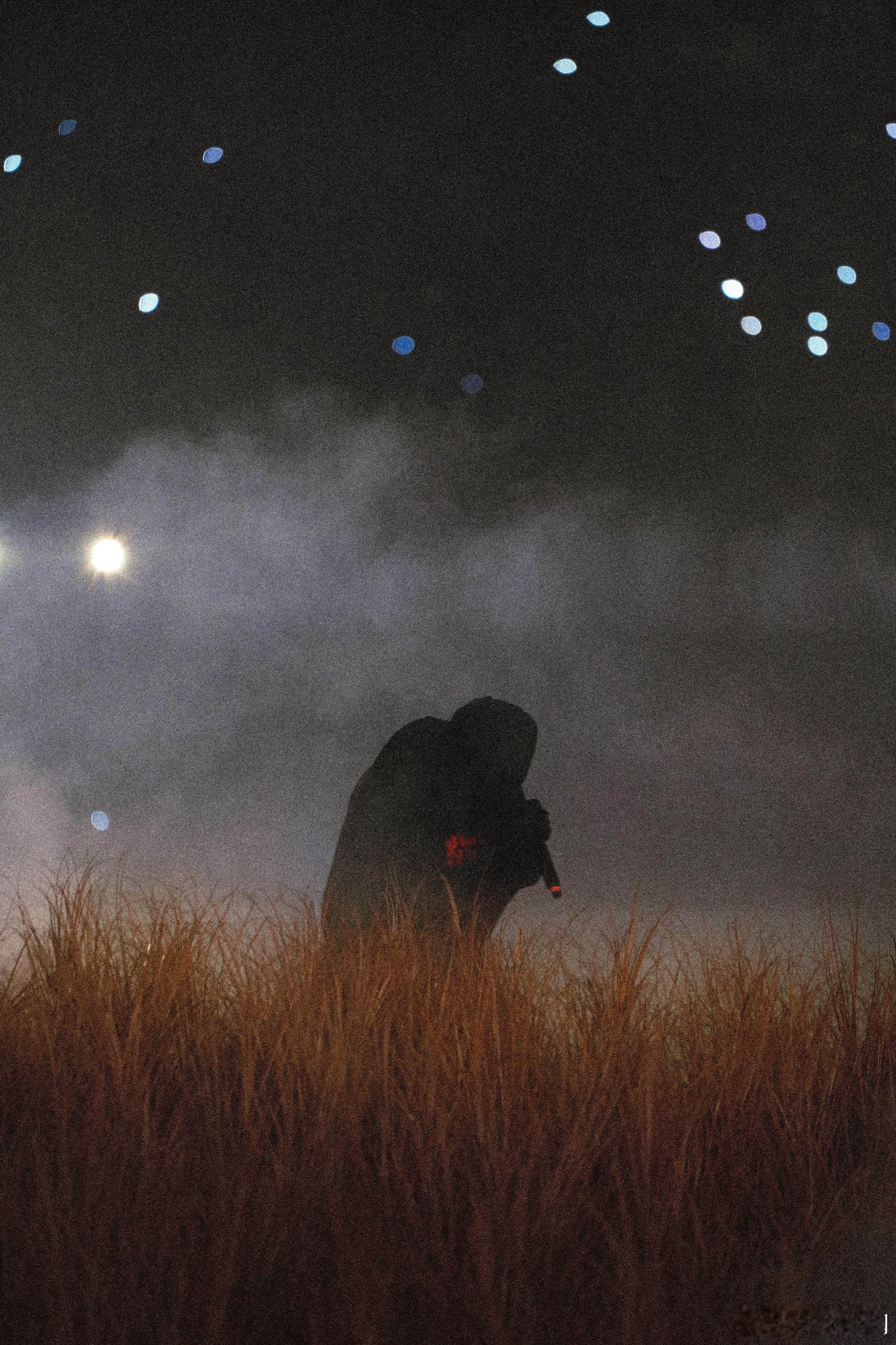 #侃爷试听会加场 YE造宇宙#  加场演出的全新体验让人期待不已，相信侃爷会再次