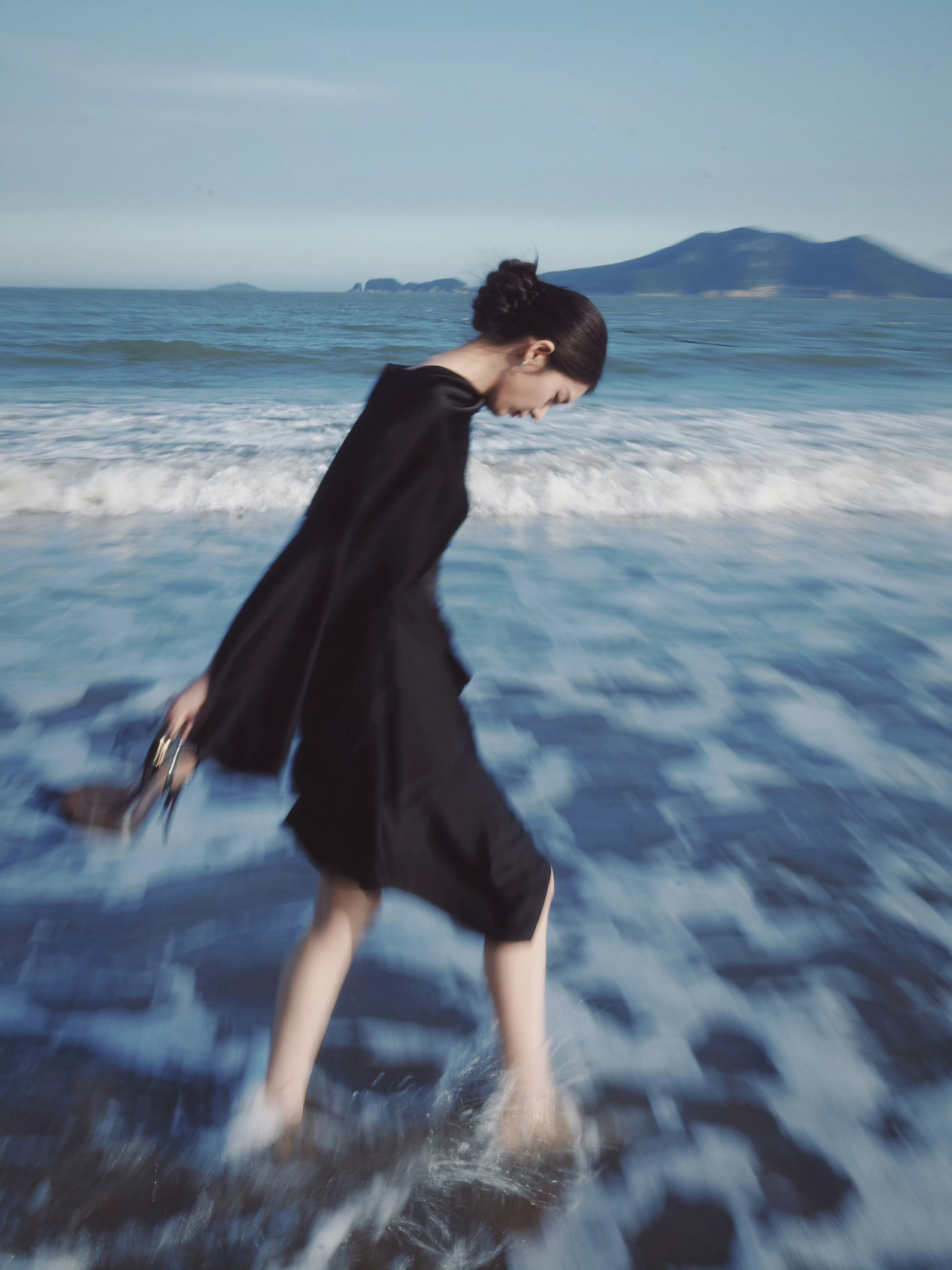 傅菁[超话]｜北纬30º科幻电影周👗造型 / ​​​