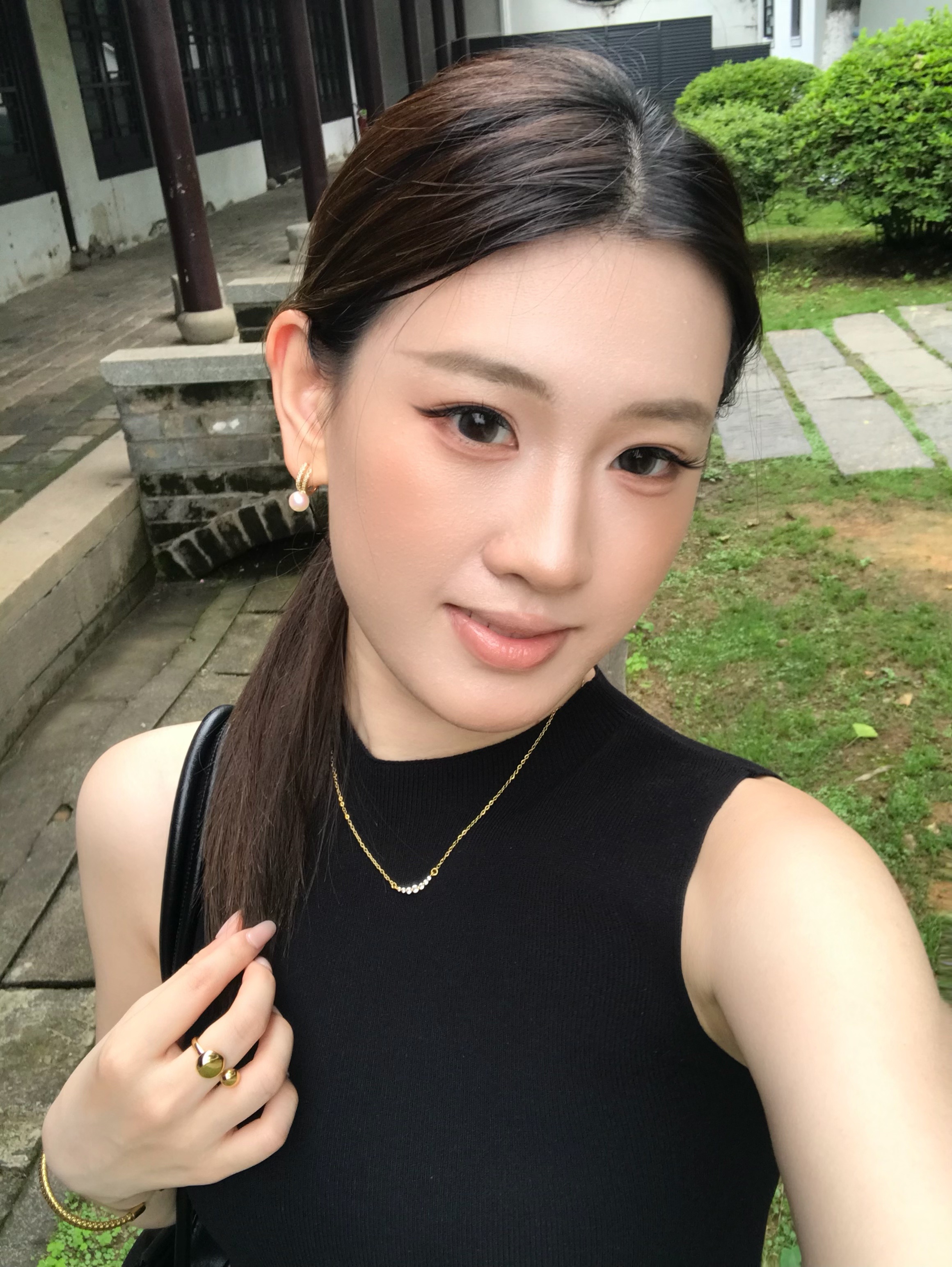 粉饼 做成这样的话我真的愿意天天拿出来补妆！收到手就迫不及待想给你们看看我最近挖