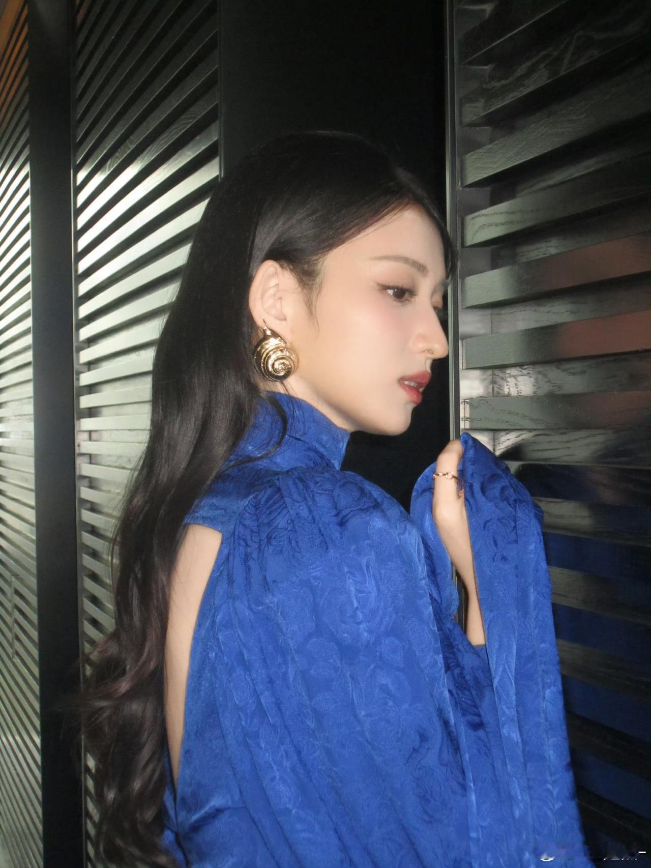 可可爱爱的楚然～😍 活力满满，太漂亮啦
王楚然