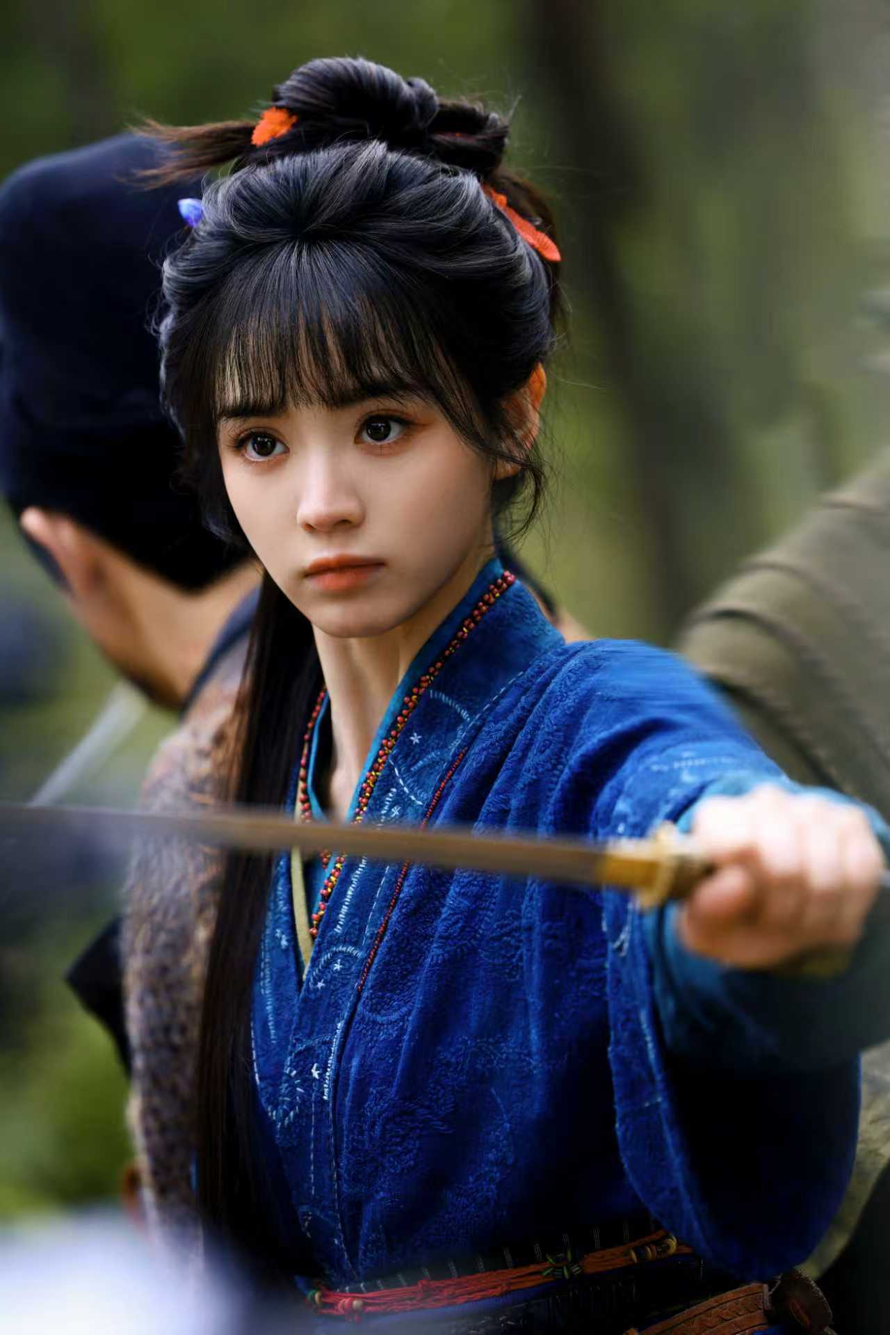 樊长玉装备切换 樊长玉装备切换 不管是刀枪棍棒，樊长玉都耍得有模有样呀，继续期待