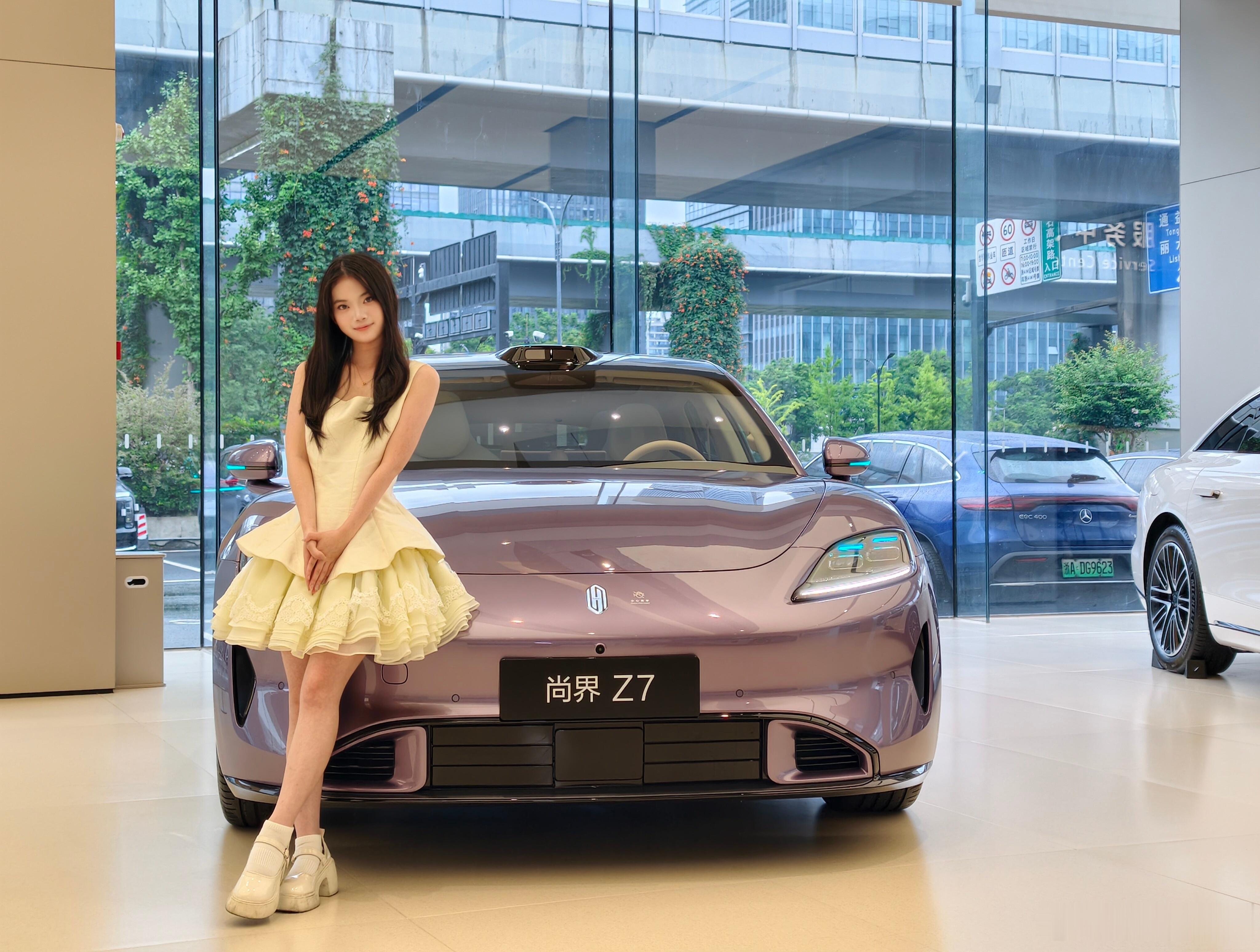 小助理封面三选一 