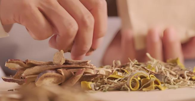 伤精多年，出现了阳事不兴旺是什么原因呢？








有不少朋友年少无知伤精