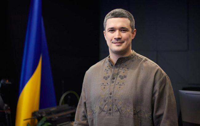 最高拉达投票决定任命米哈伊洛·费多罗夫为乌克兰国防部长。随后，费多罗夫在议会会议