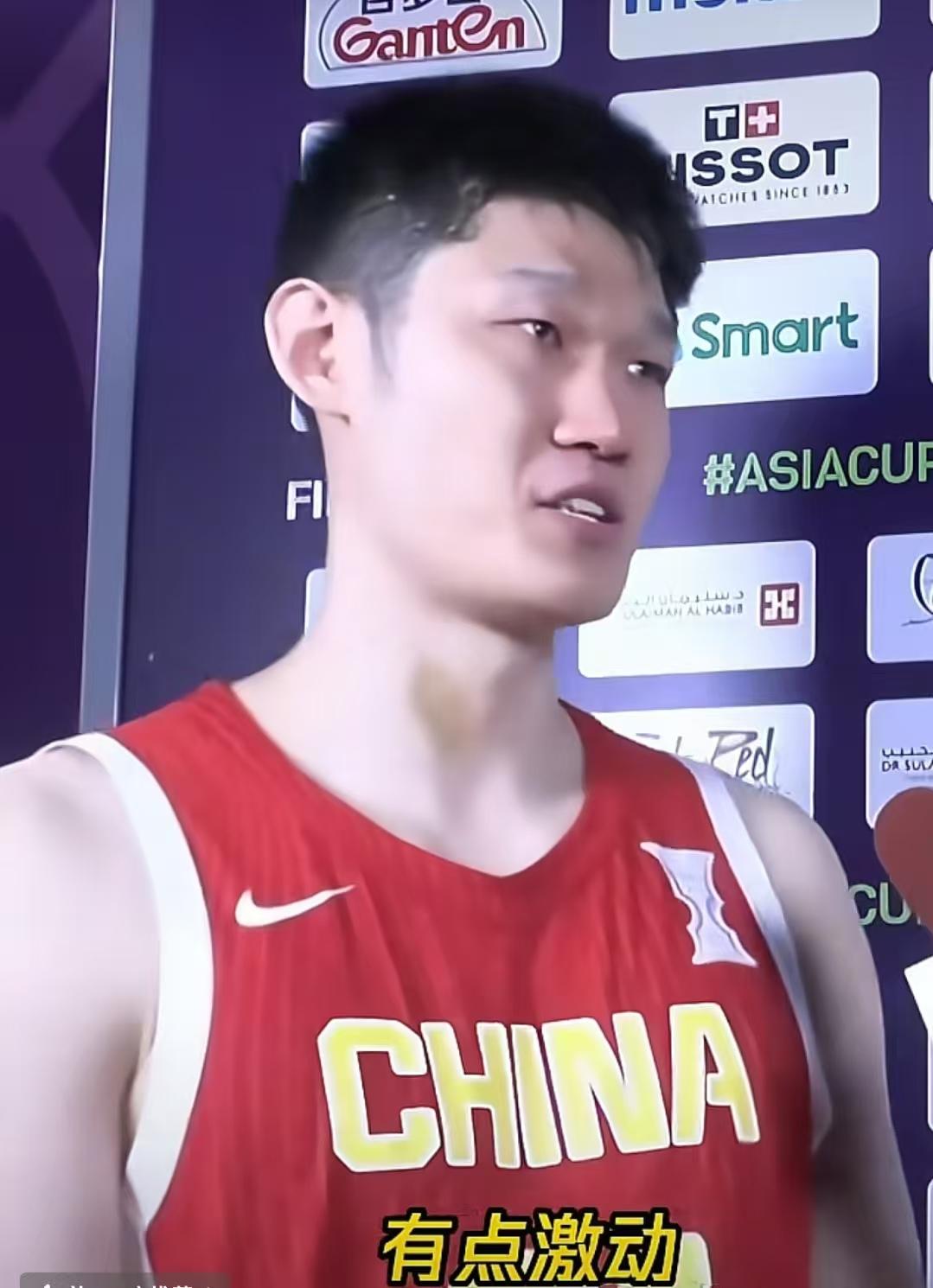 看到胡金秋的一则采访视频，太感动了！大秋说：

为国出战是应该的，不辛苦！和平年