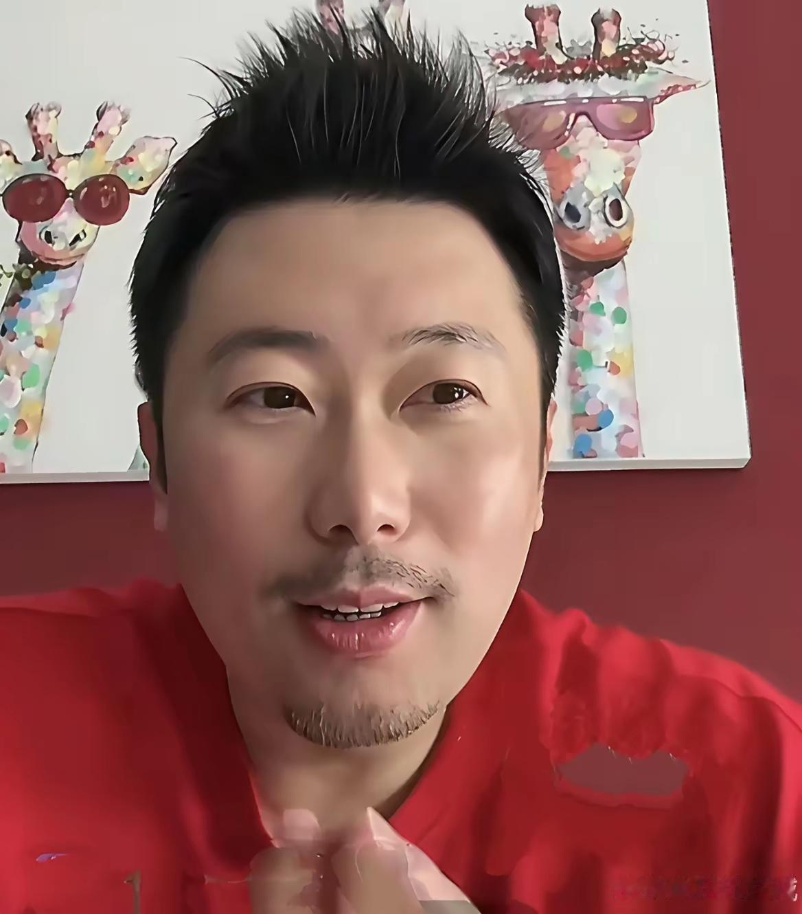 雷阳说：蒯曼的打法与技术特点，对于国乒来说都是非常宝贵的人才，她目前的首要任务不