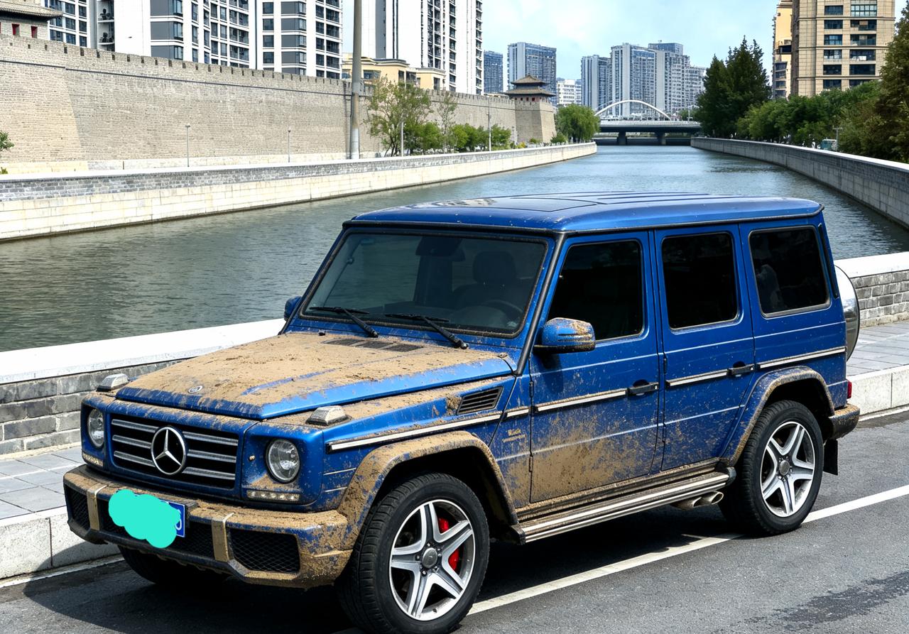 奔驰g class这台车非常有意思，因为他粉丝特别多，因为他5年的二手保值率还有