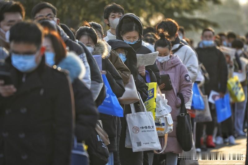 省市县乡四级联考是很多人进入体制内的重要途径。2025年2月6日四级联考公告，计