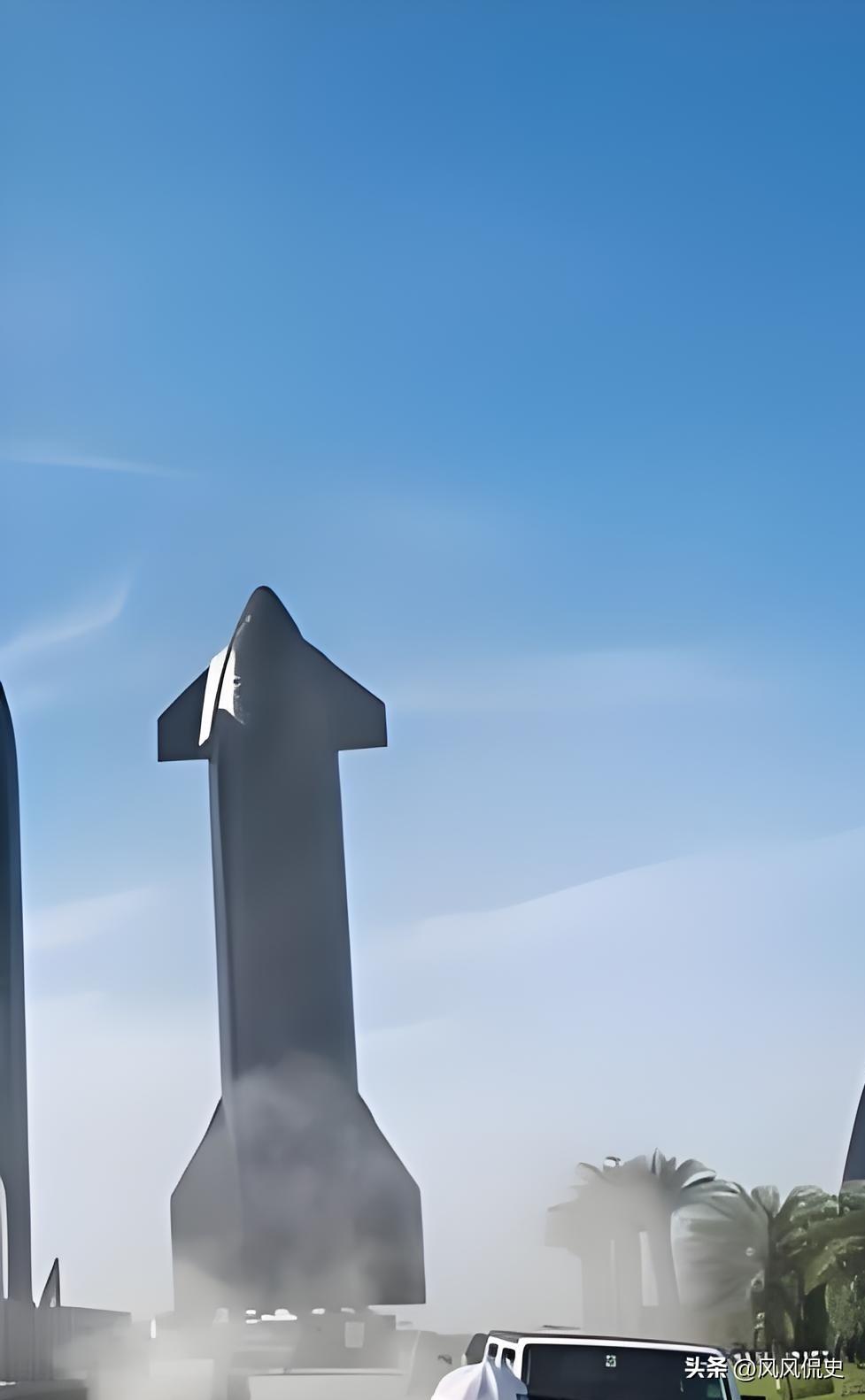 40层楼那么高，5000吨重，33台发动机一起点火——这枚火箭，下个月就要飞了。