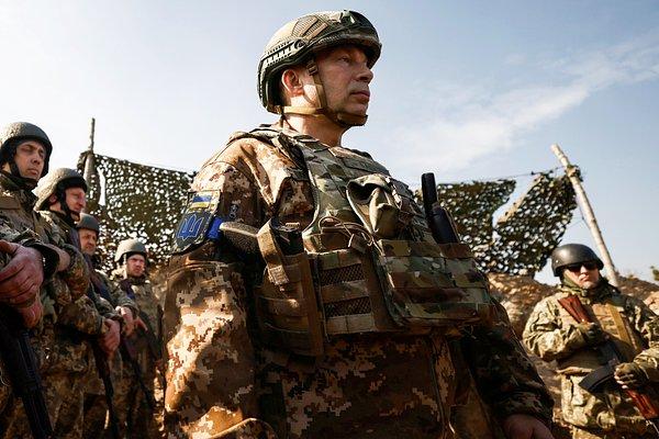 俄罗斯军事专家谈西尔斯基拒绝执行泽连斯基命令一事：
俄罗斯军事专家丹迪金表示，若