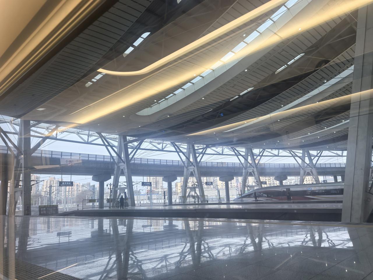 0435.丙午马年的第一次离京，选择了高铁出行。