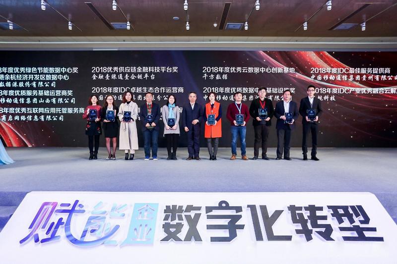 奔驰、宝马和雷克萨斯谁更有面子，这得看具体场景和个人喜好。
奔驰一直是豪华与尊贵