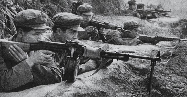 1979年那场战争，真正让苏联胆寒的不是南线56万大军，而是北方200万人的"陪