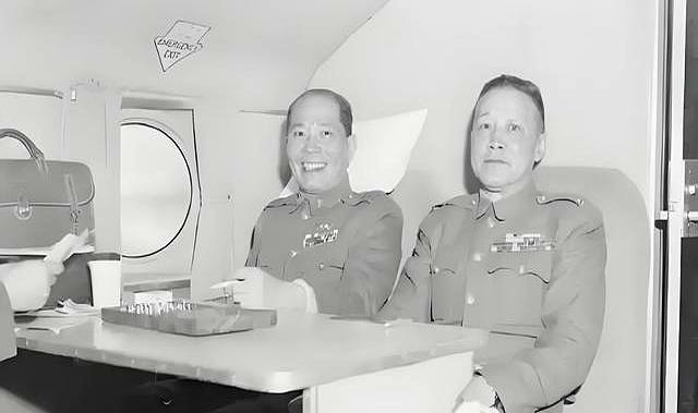 1954年在台湾周至柔辞去职务，蒋介石罕见挽留，周至柔为何不同意
 
1954年