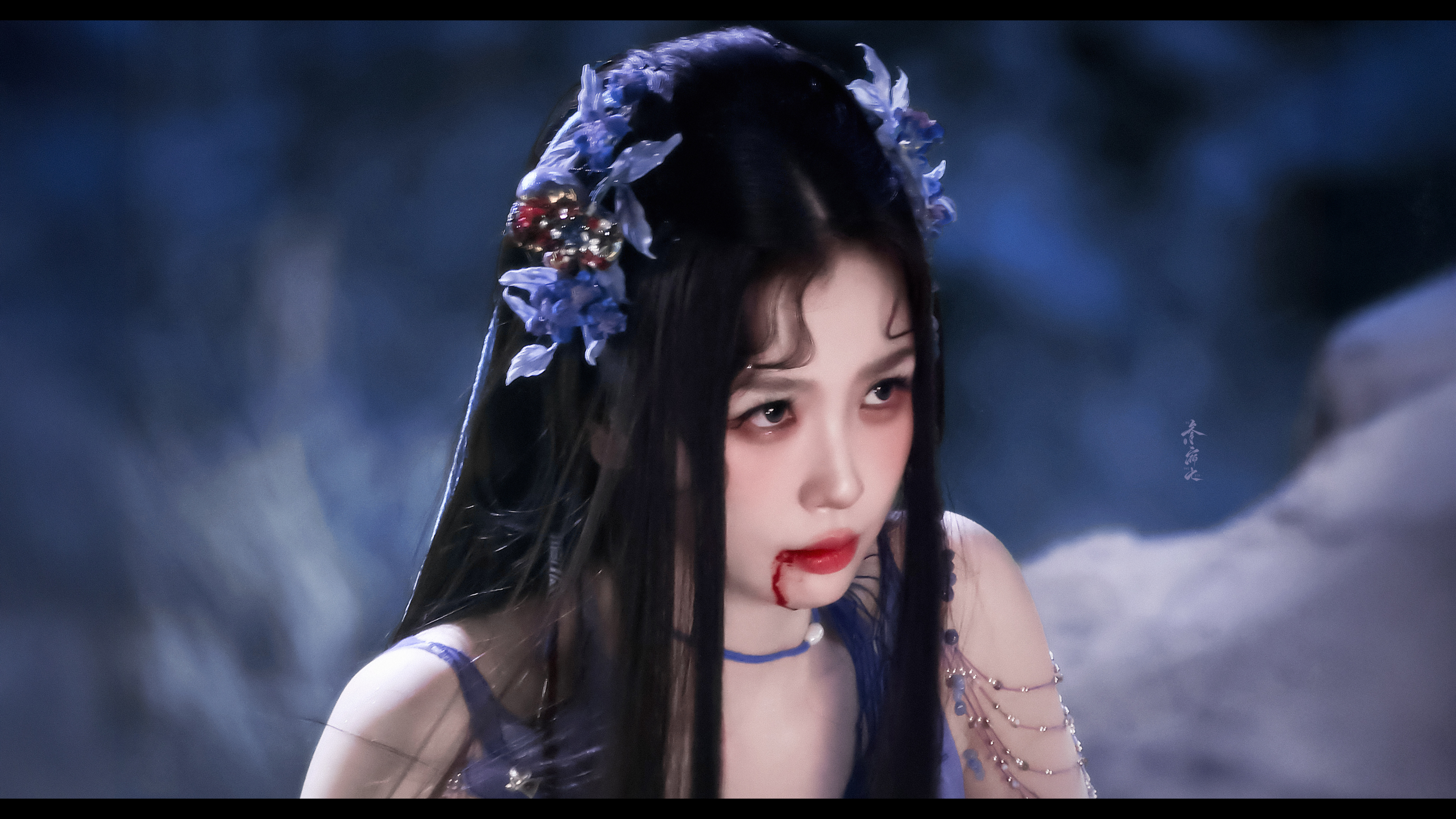 你在这个机位导演在哪！？我感觉这一幕已经是剧中画幅了😳 ​​​