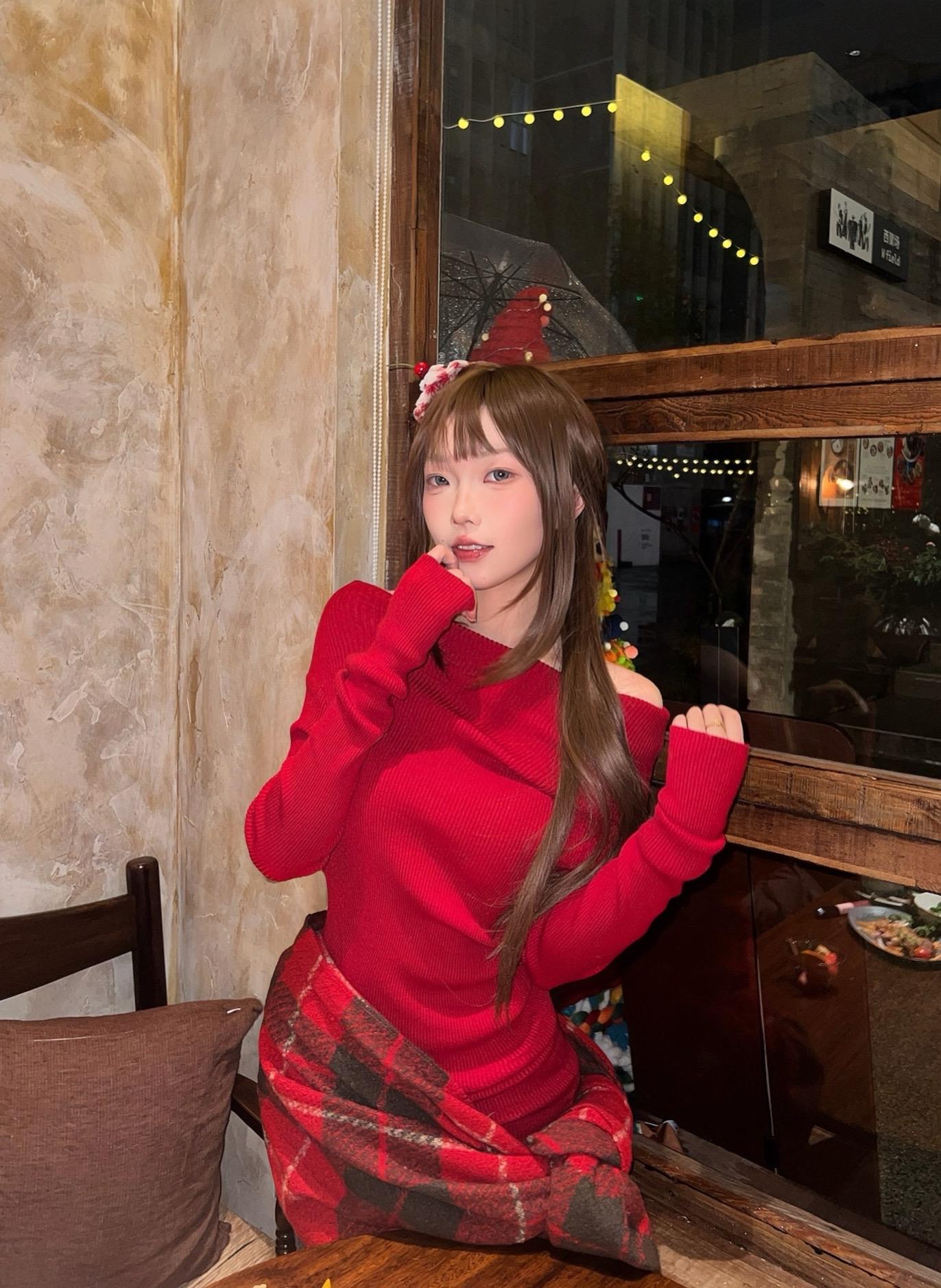 我偶尔打扮一下。