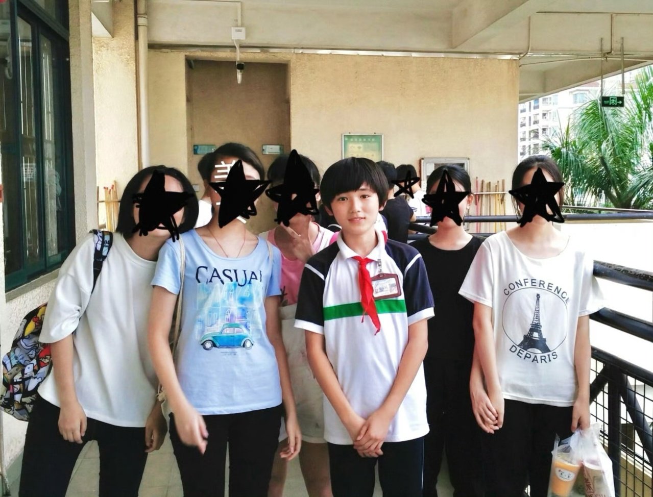 西瓜头时期的宋亚轩宋亚轩中学时期！宋亚轩中学时期 ​​​