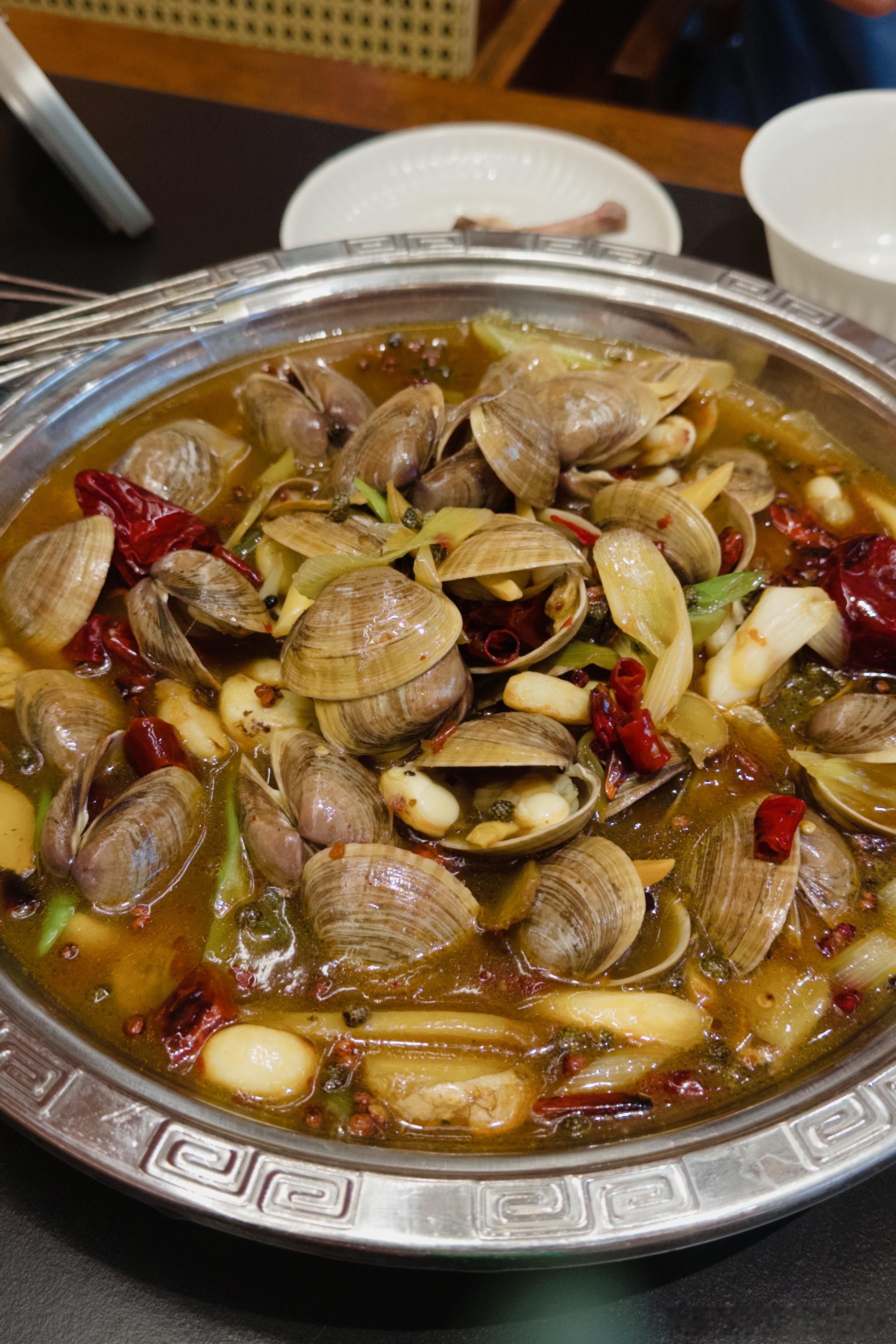 端午出来偷吃(っ˘ڡ˘ς)