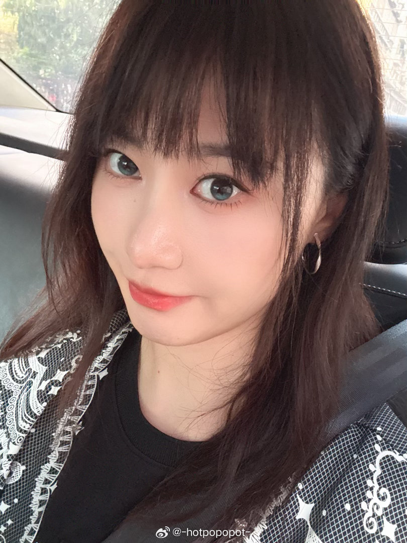 都来看我的美瞳好好看👀 