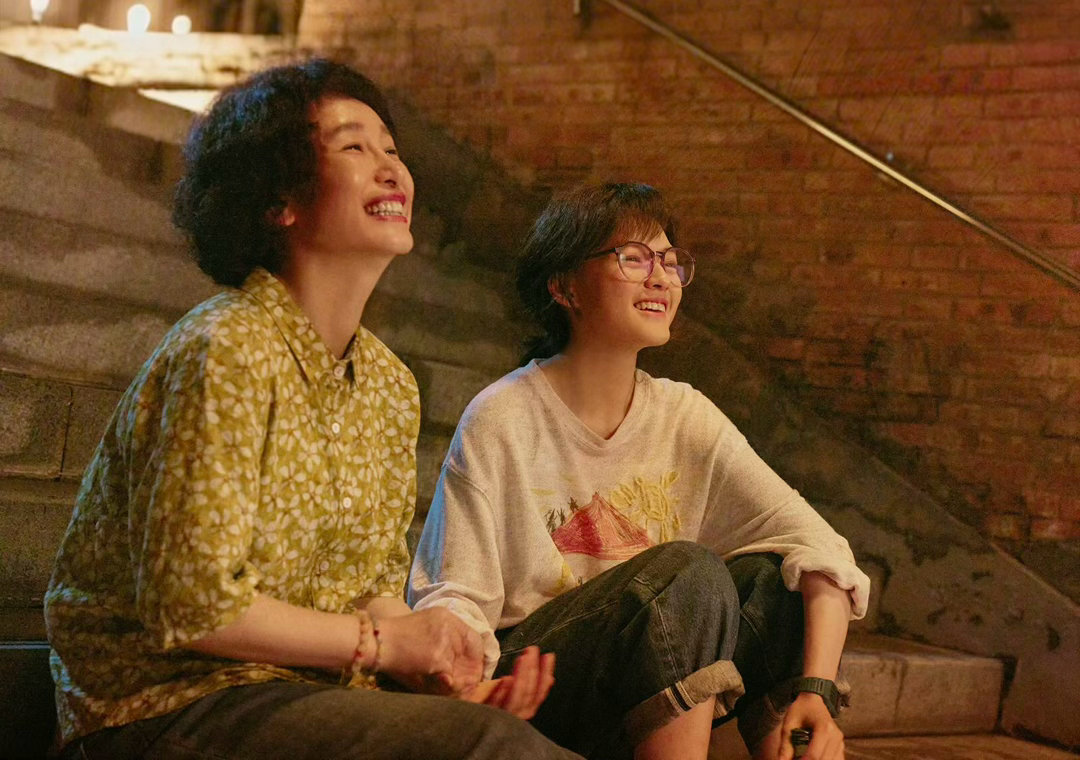 为今天上映的电影《我看见两朵一样的云》包场啦，是有爱的胡春蓉和许可