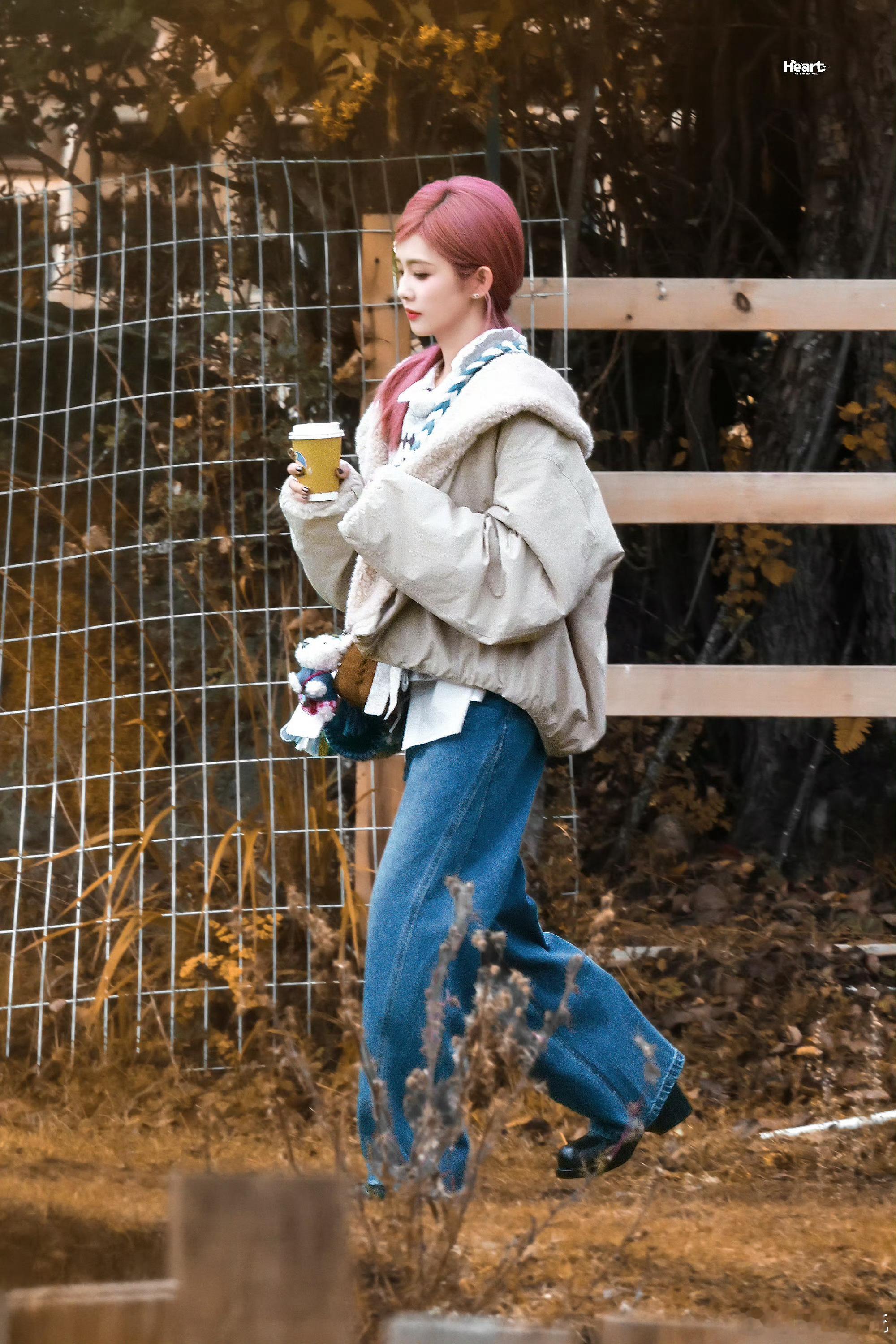 白鹿奔跑吧 路透，今天是小美本美啊！白鹿[超话] ​​​