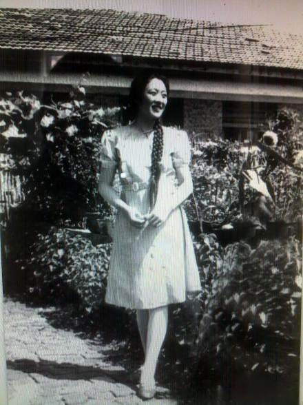 分享手机相册里的美拍我的这两张照片，带给我一串串珍珠般闪亮的回忆～