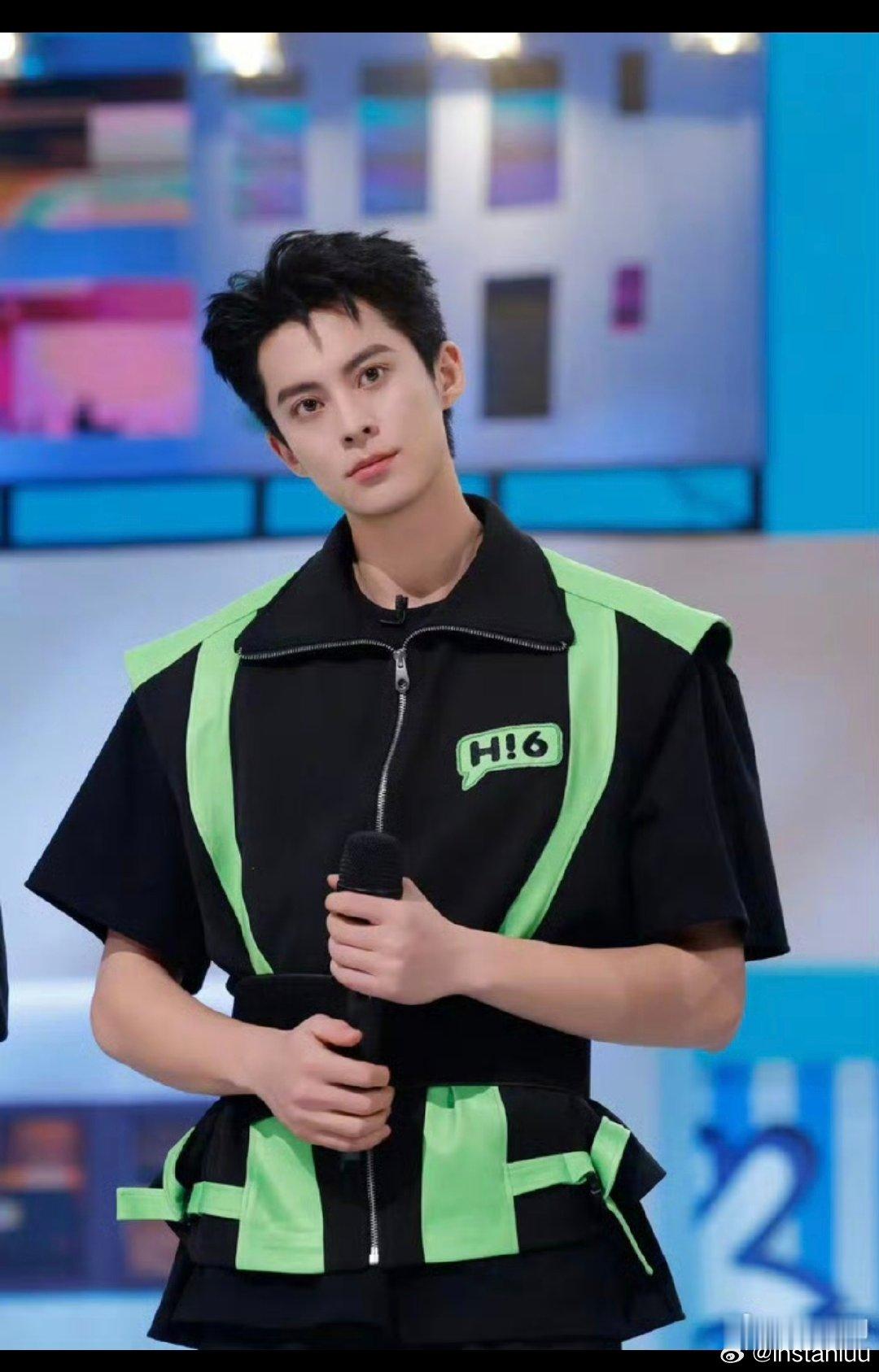 曝王鹤棣将回归好六王鹤棣将回归录制好六本来就要录吧 ​​​