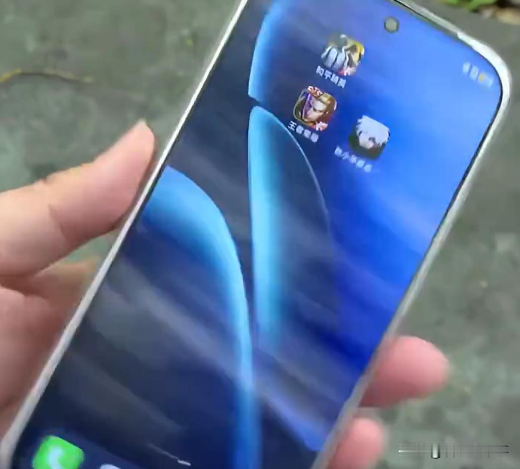 “太没有下限了！”浙江，男子发现上小学的儿子从家里偷钱去店里买了个二手手机，男子