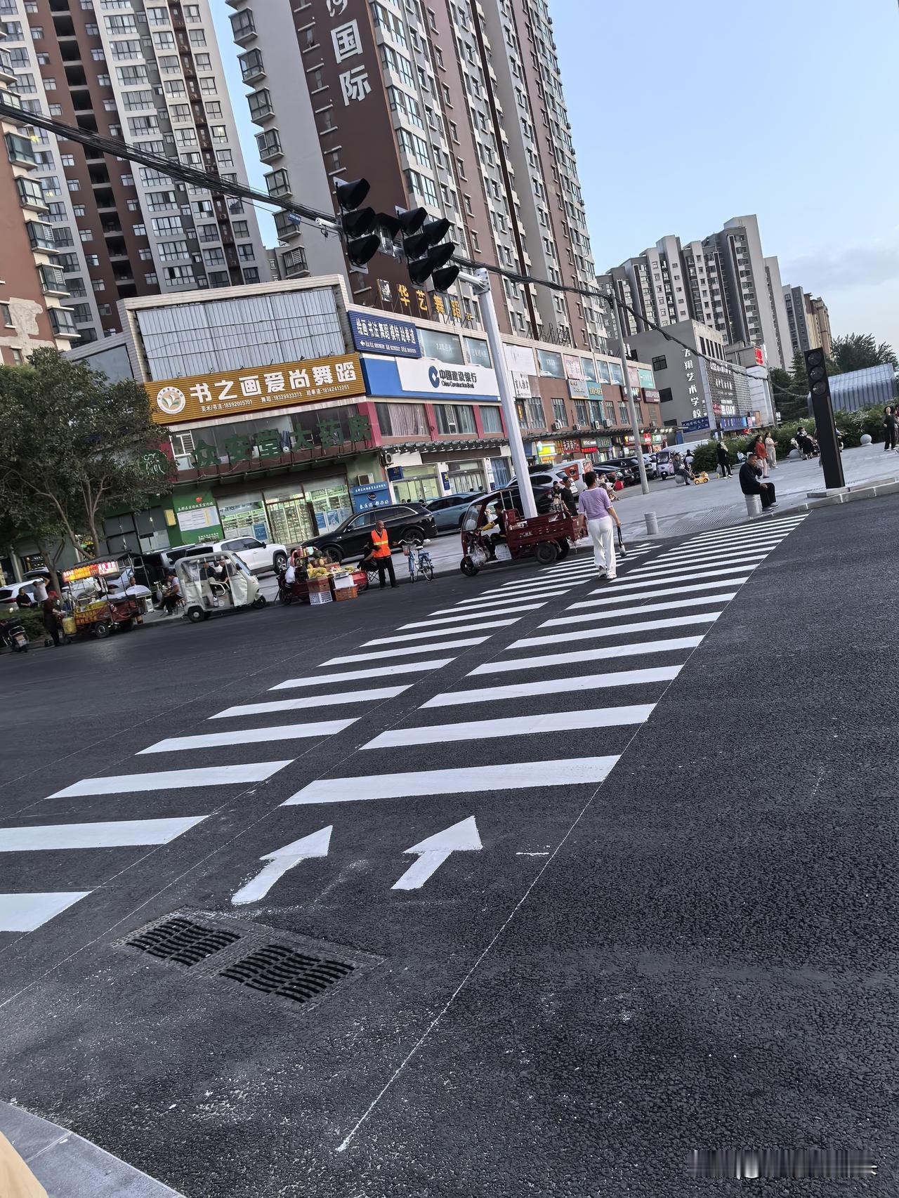 “世上原本没有路，走的人多了就有了路。”这是鲁迅先生说过的话。昨日，在咸阳市秦都